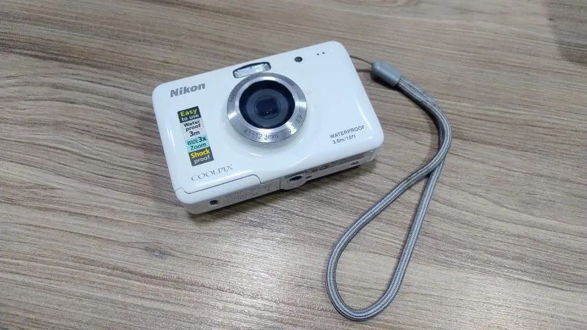 Nikon Coolpix S30