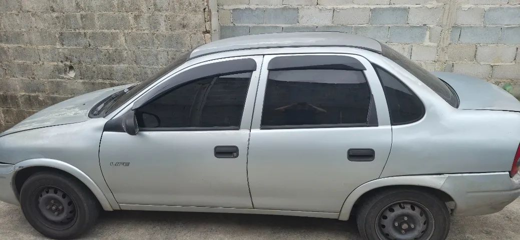 Chevrolet Corsa SED Class.life 1.0/1.0 Flexpower (álcool) 2005