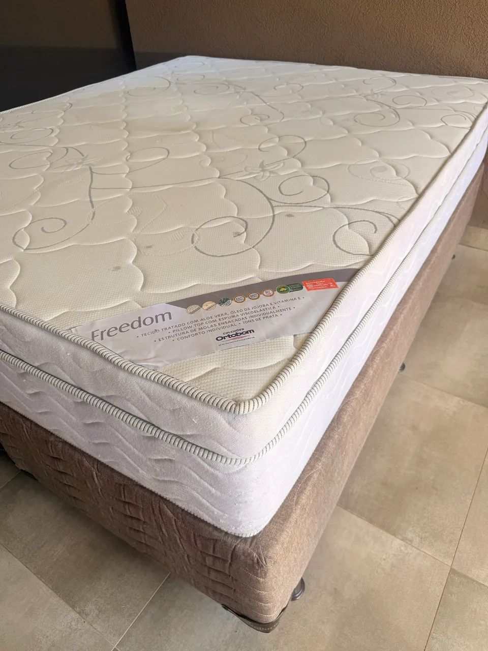 Cama Queen  box + colchão  - Foto 4