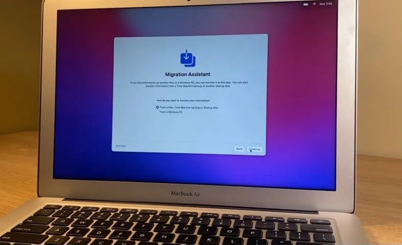 MacBook Air 11.6 polegadas + carregador original e nota - Foto 2