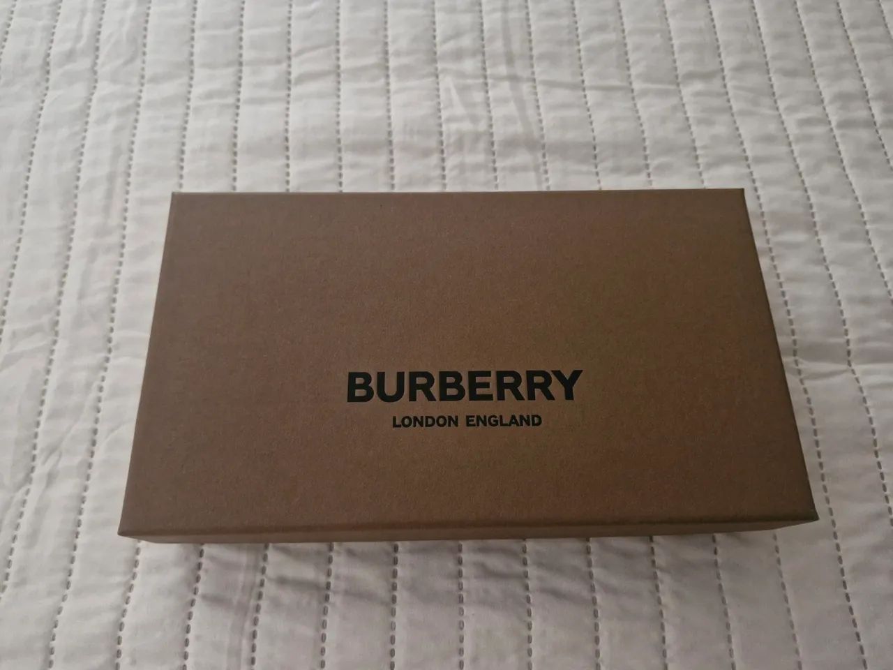 Caixa Burberry original  - Foto 2