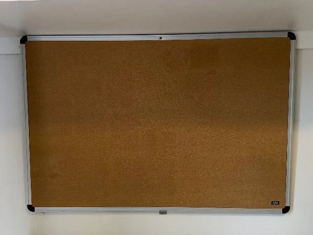 Quadro Painel Mural De Aviso De Cortiça C/ Alumínio 90x60cm + Kit Alfinetes