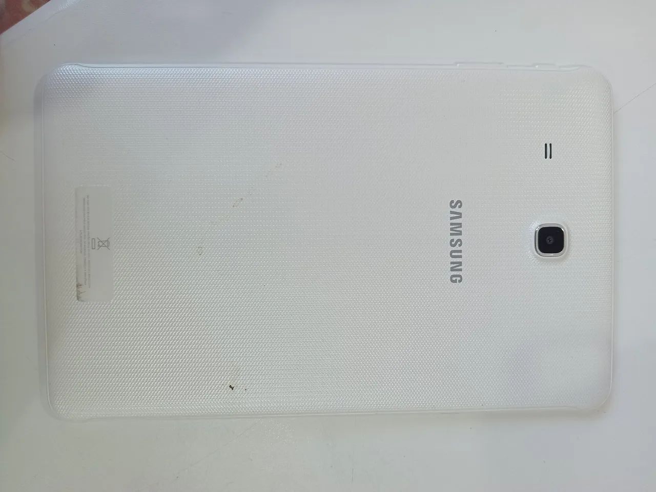 Tablet Samsung Galaxy Tab E SM-T560 8GB - Android 8 - Foto 2