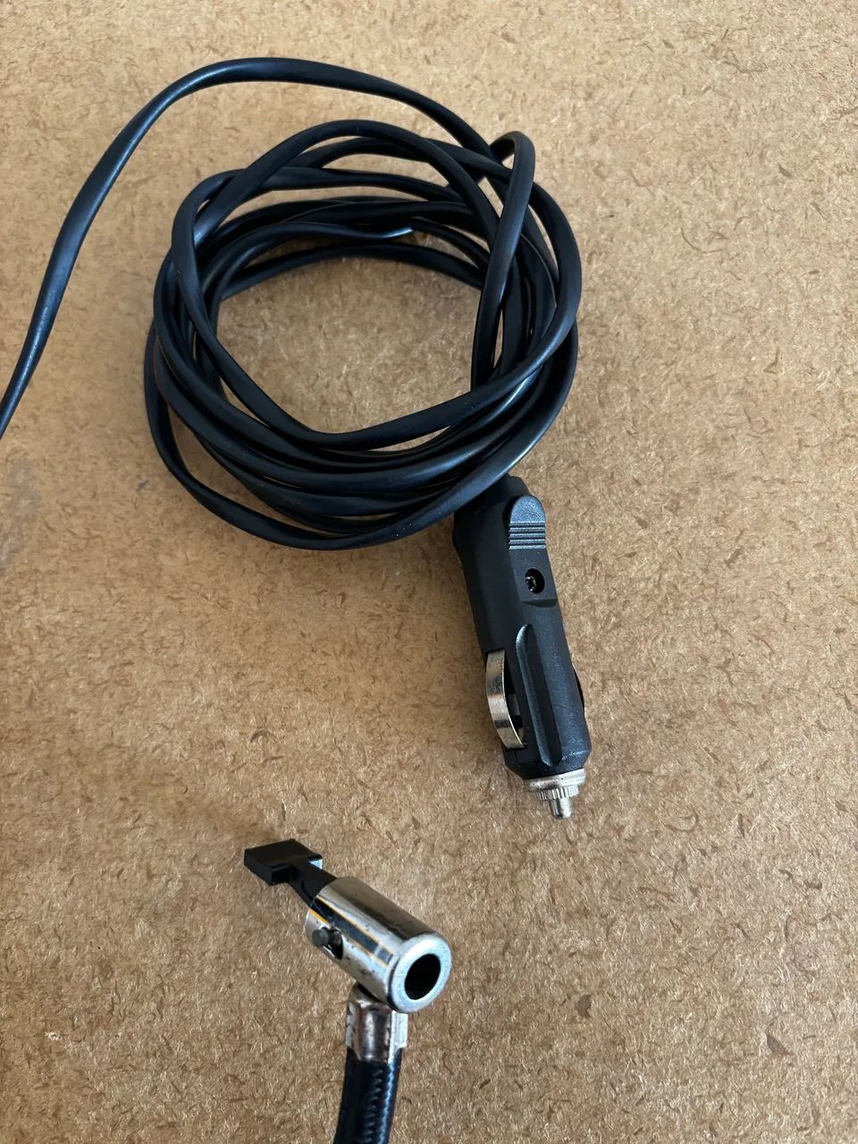 Calibrador de pneus portátil  - Foto 3