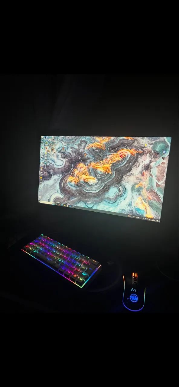 Complete gaming PC.415076096389959680