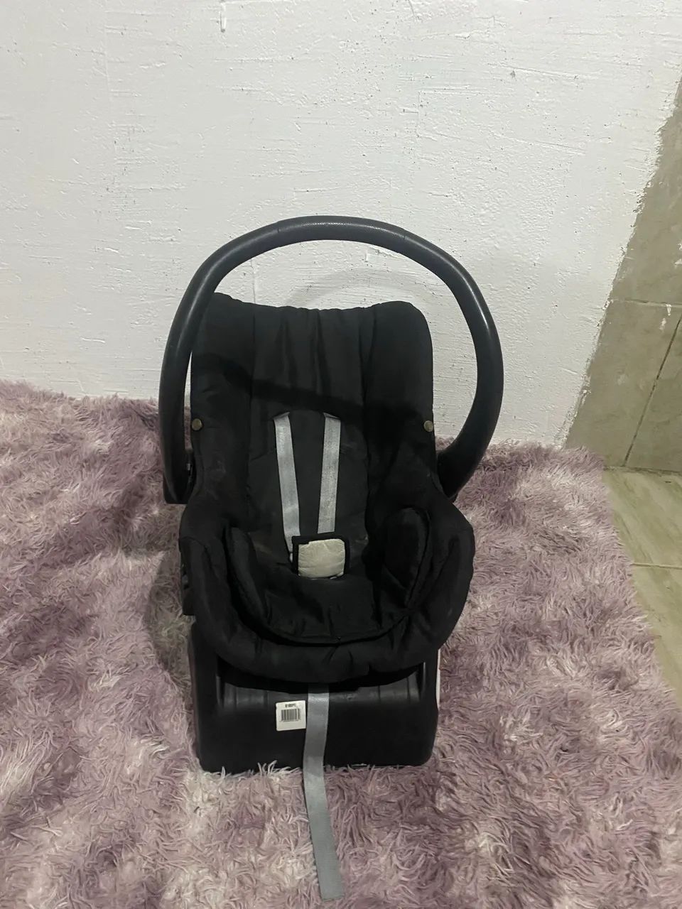 Cadeirinha de carro e bebê conforto