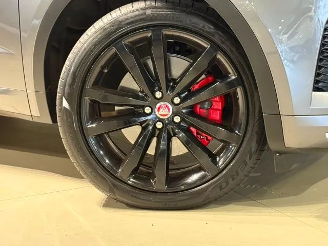 Jaguar E-Pace R-dynamic S 2.0 AWD 249cv Aut. 2019 - Foto 3