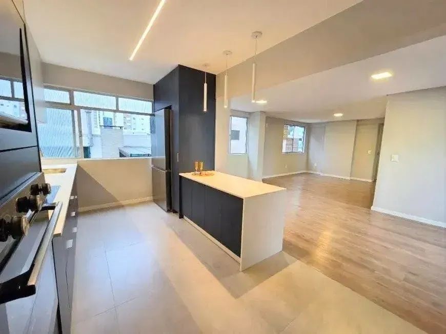 Imóvel reformado para venda possui 130 m² com 4 quartos em Centro - Florianópolis - SC - Foto 4