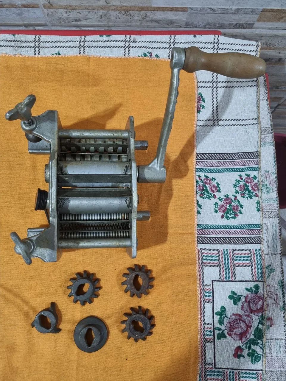 Maquina produção massas antiga - Foto 2