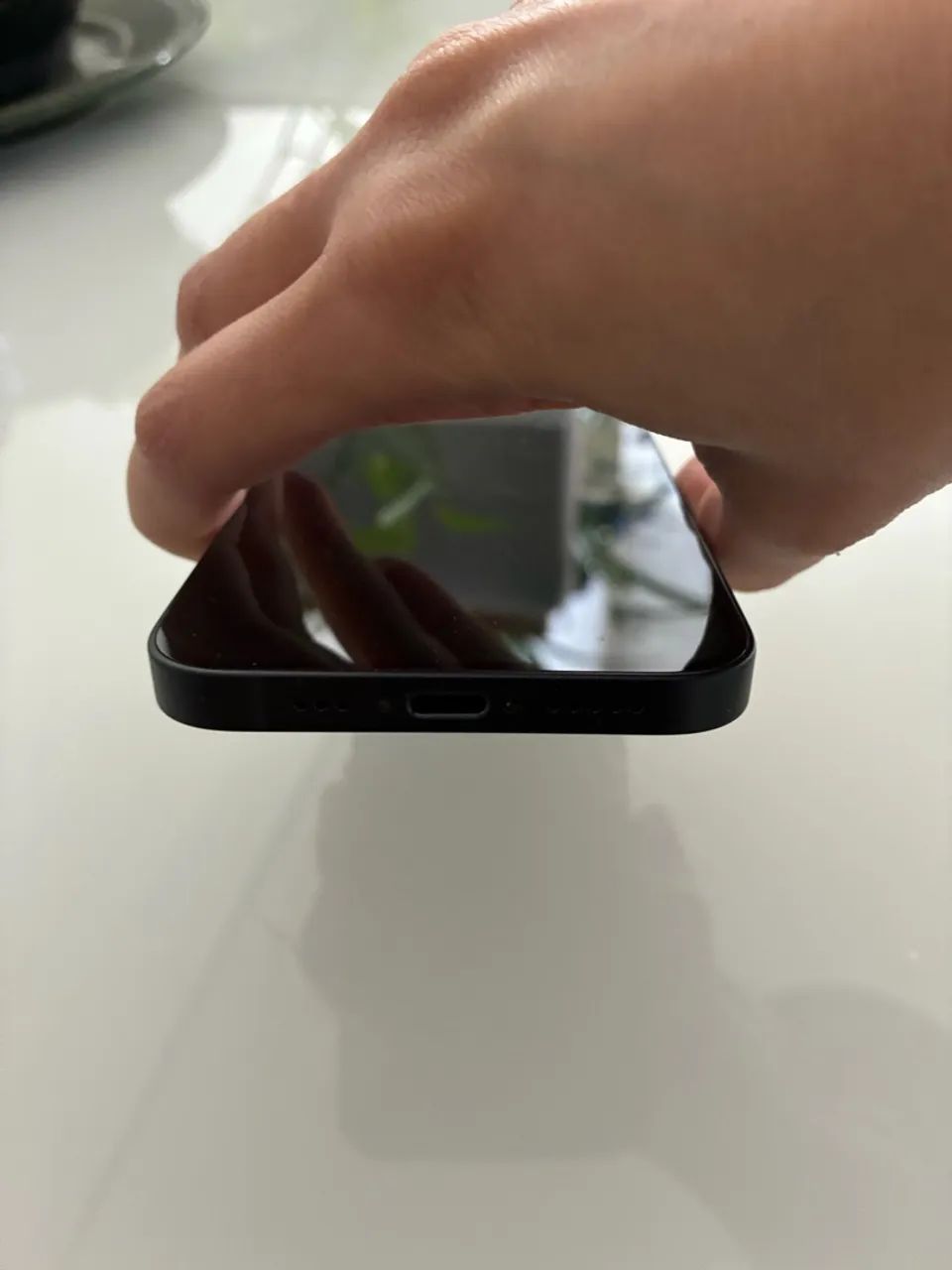 iPhone 16e, 128 GB - Excelente estado - Foto 2