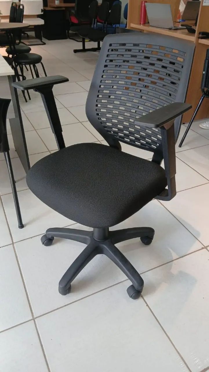 Cadeira executiva  - Foto 4