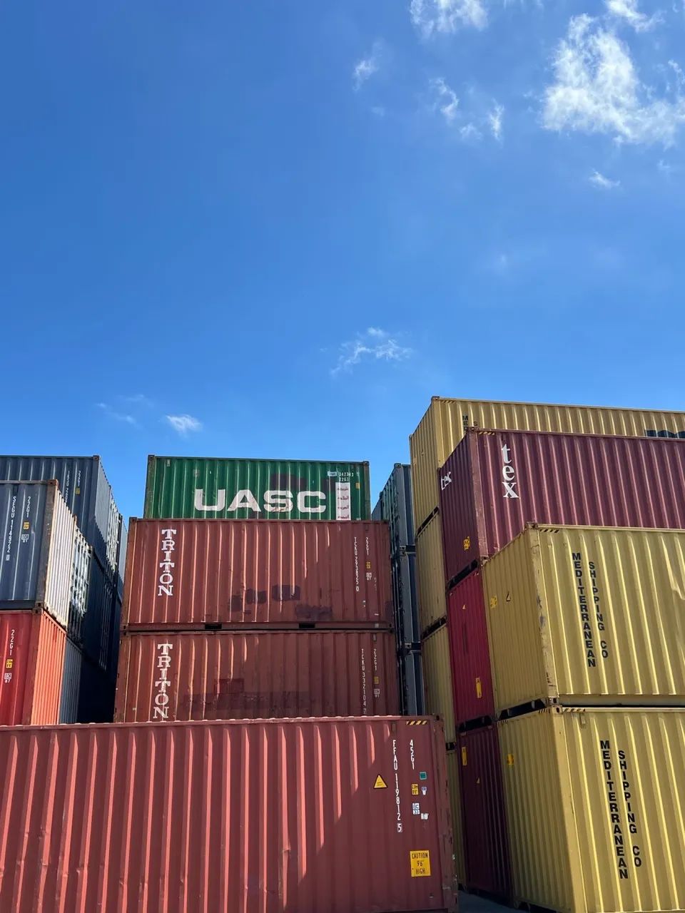 Container usado ideal para seu empreendimento 