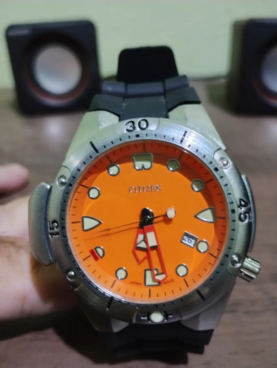 Relógio Citizen Diver Japan Made - Mostrador Vermelho - WR50M