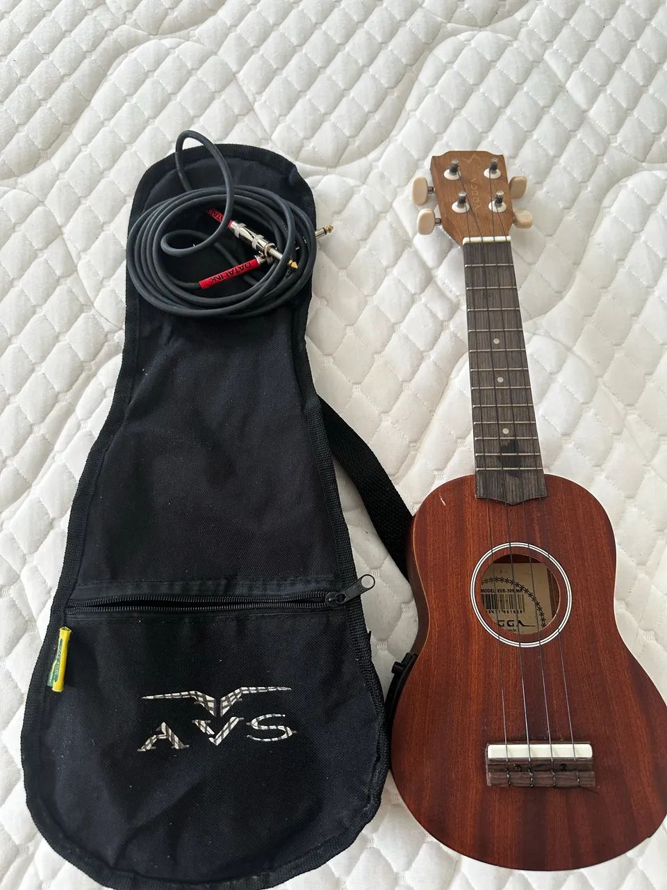 UKULELE - Foto 3