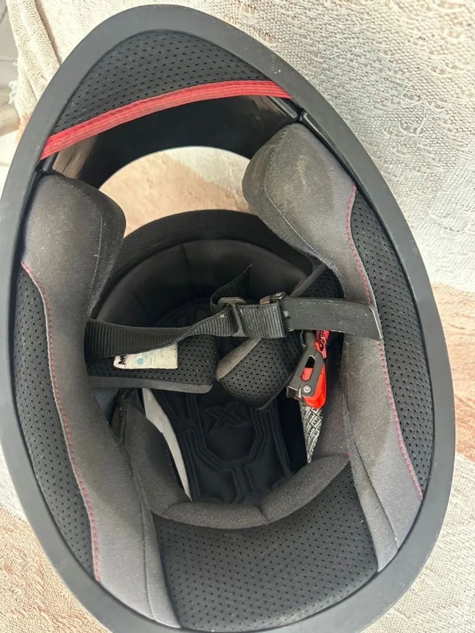 Vendo dois capacetes  - Foto 4