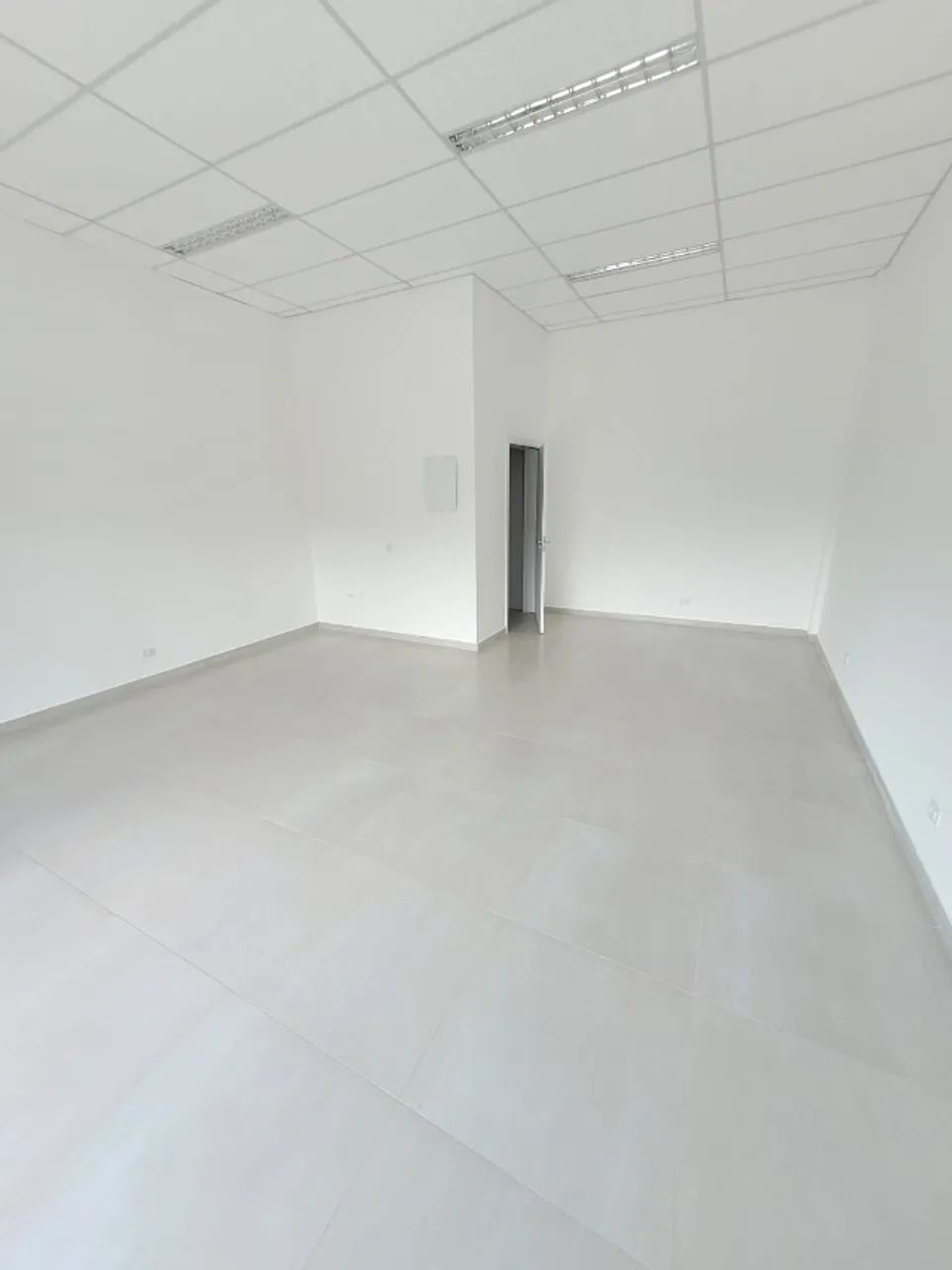 Sobre Loja de 36 m², Proximo a Av Irai, Pinhais - Foto 5