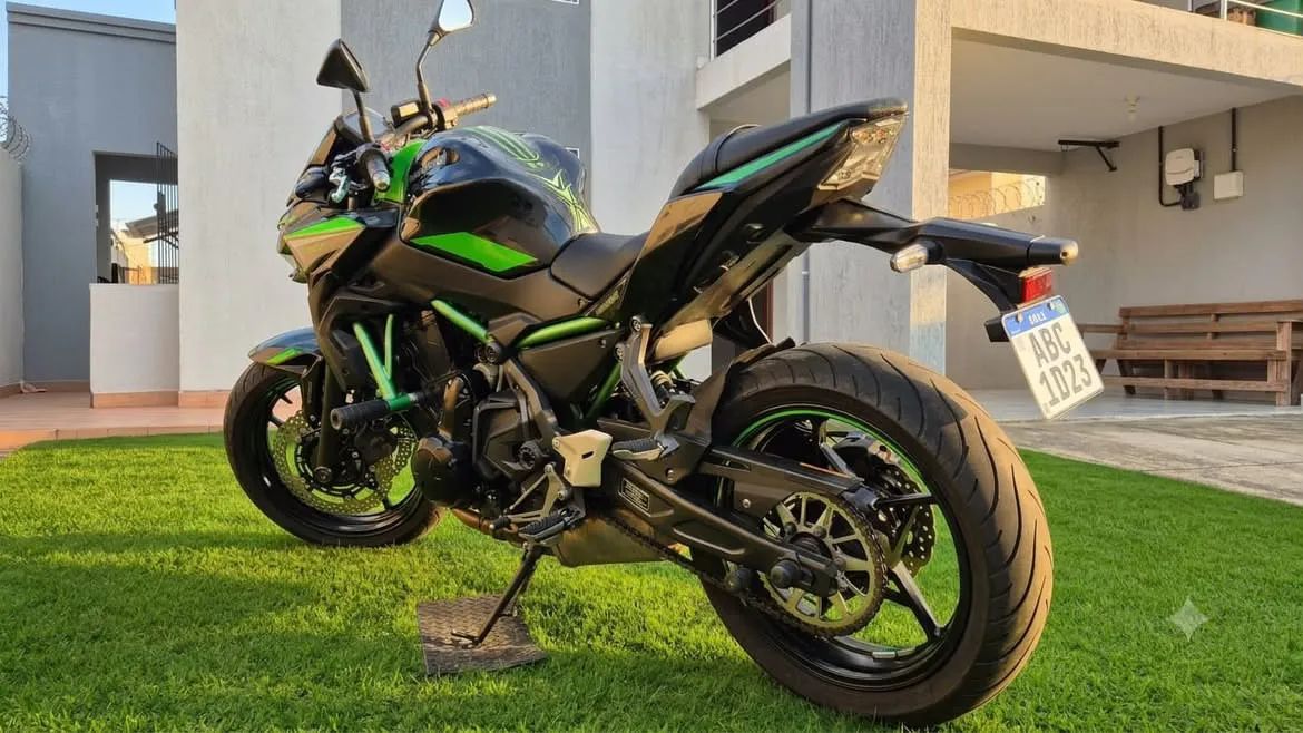 Kawasaki 650 2022 - 1524960408 | OLX