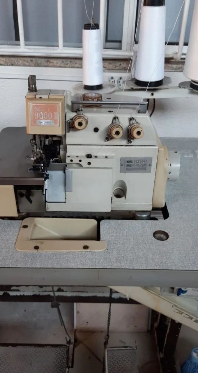 Overloque - Máquina de costura  - Foto 3