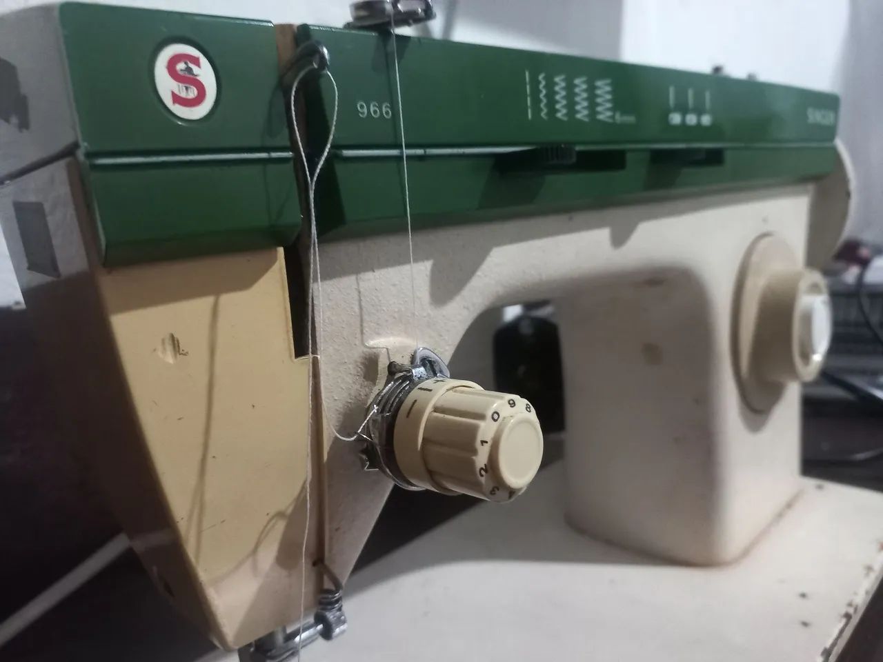 Máquina singer  - Foto 2