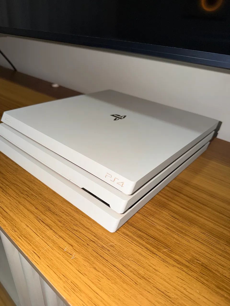 Ps4 Pro BRANCO - Premium  - Foto 4