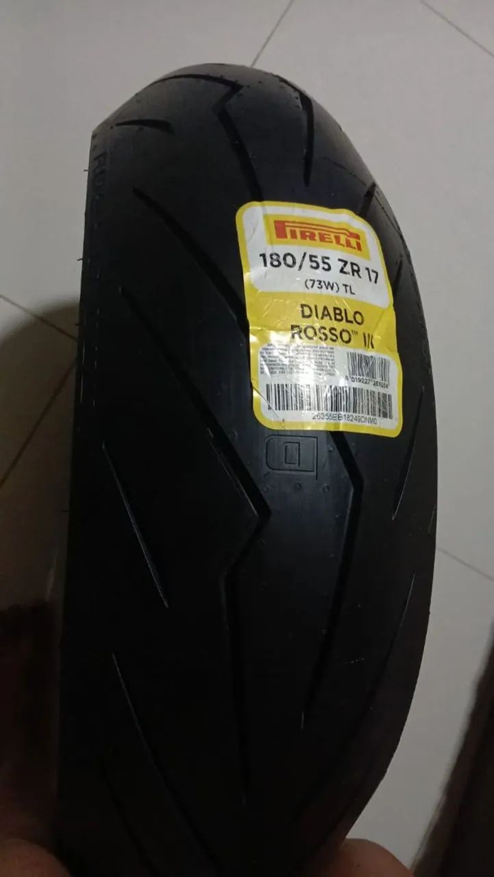 Vendo pneu Pirelli zero valor R$ 950,00