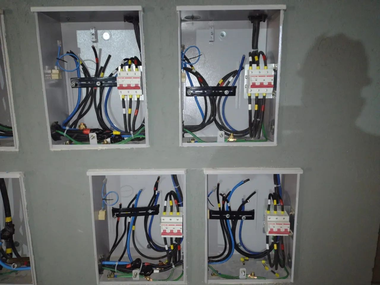 ELETRICISTA | SERVIÇOS ELÉTRICOS EM GERAL - Foto 3
