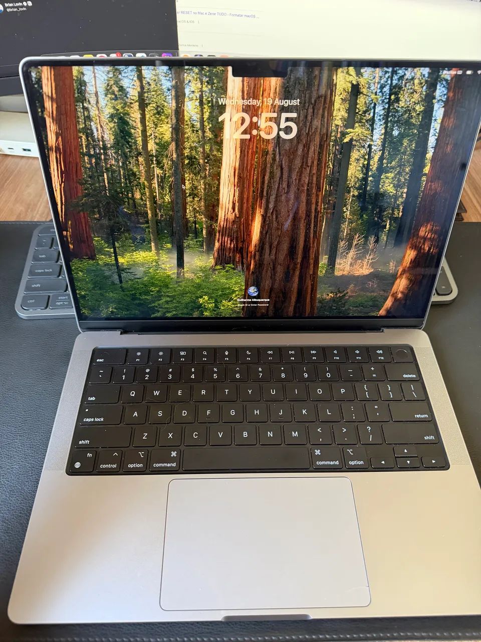 MacBook Pro 14