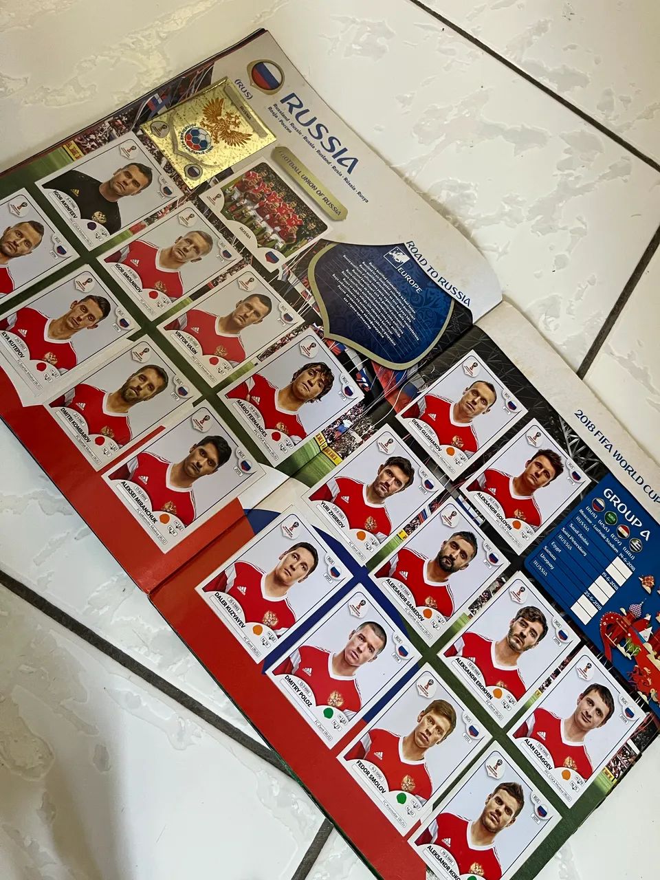 ÁLBUM COPA 2018, 90% COMPLETO - Foto 4