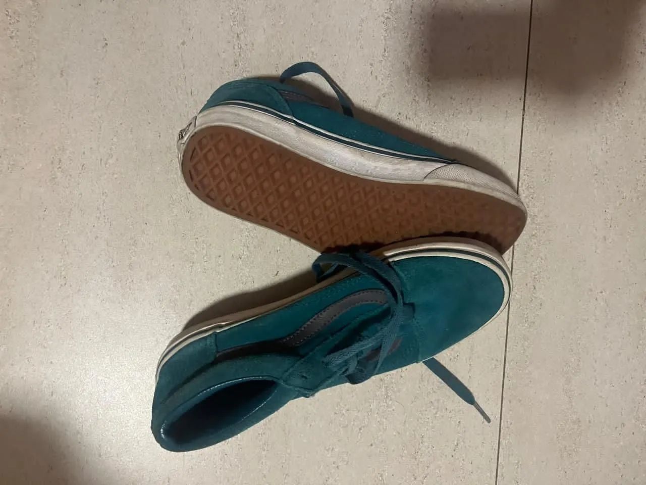 Tênis Vans, tecido aveludado.  Tam 36 - Foto 3