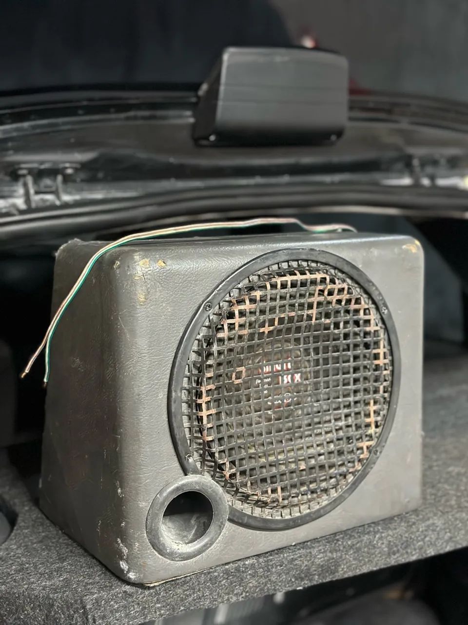CAIXA SUBWOOFER 8 POLEGADAS 