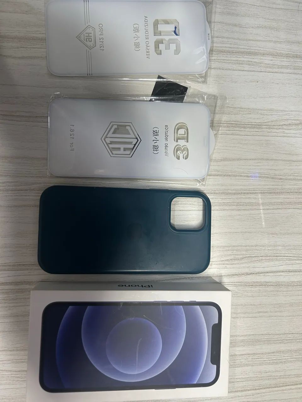 iphone 12 64gb muito conservado - Celulares e Smartphones - Guará