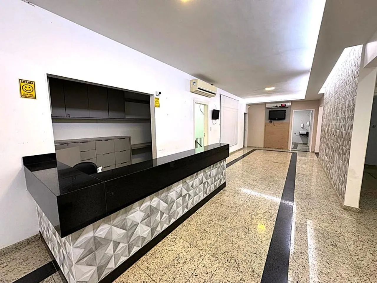 Aluga-se Prédio Comercial, no Centro de Anápolis - Foto 5