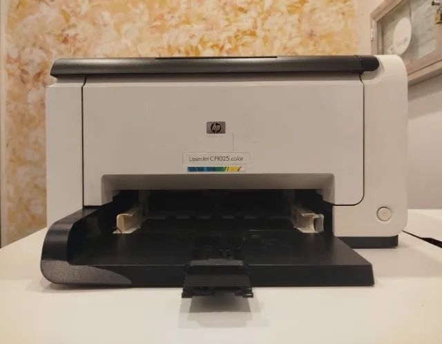 Impressora HP LaserJet Color CP1025