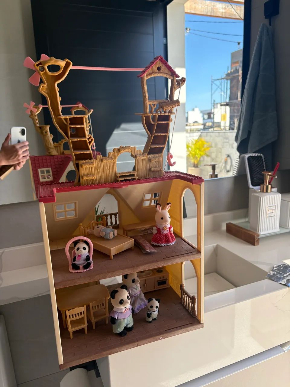 Casa dos ursos + árvore e família dos ursos  - Foto 2
