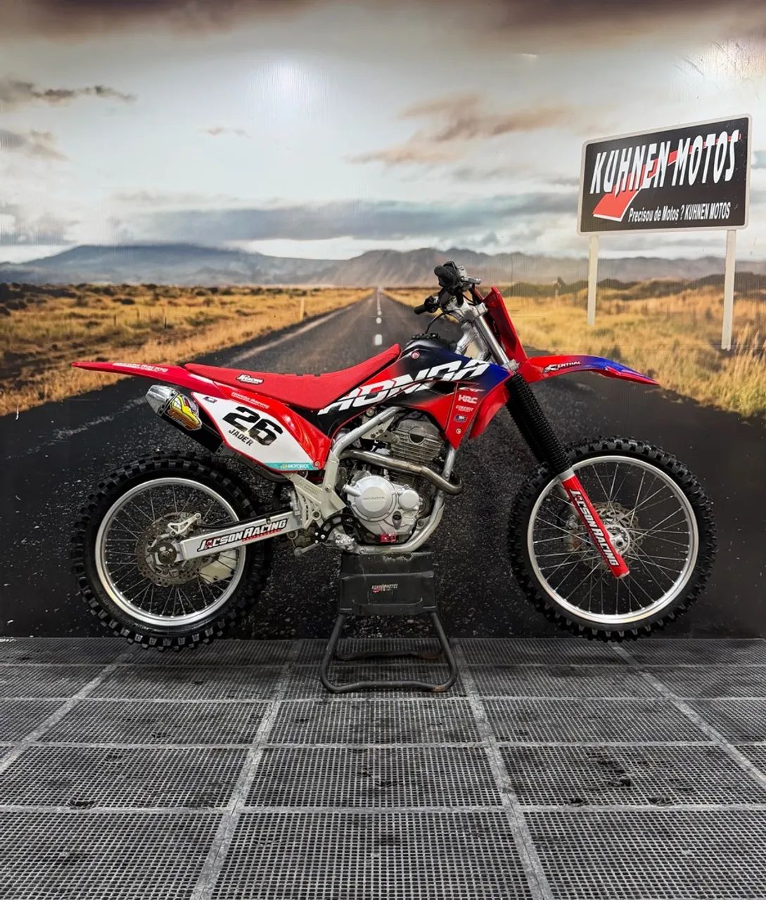 HONDA CRF 250F 2024 - Foto 2