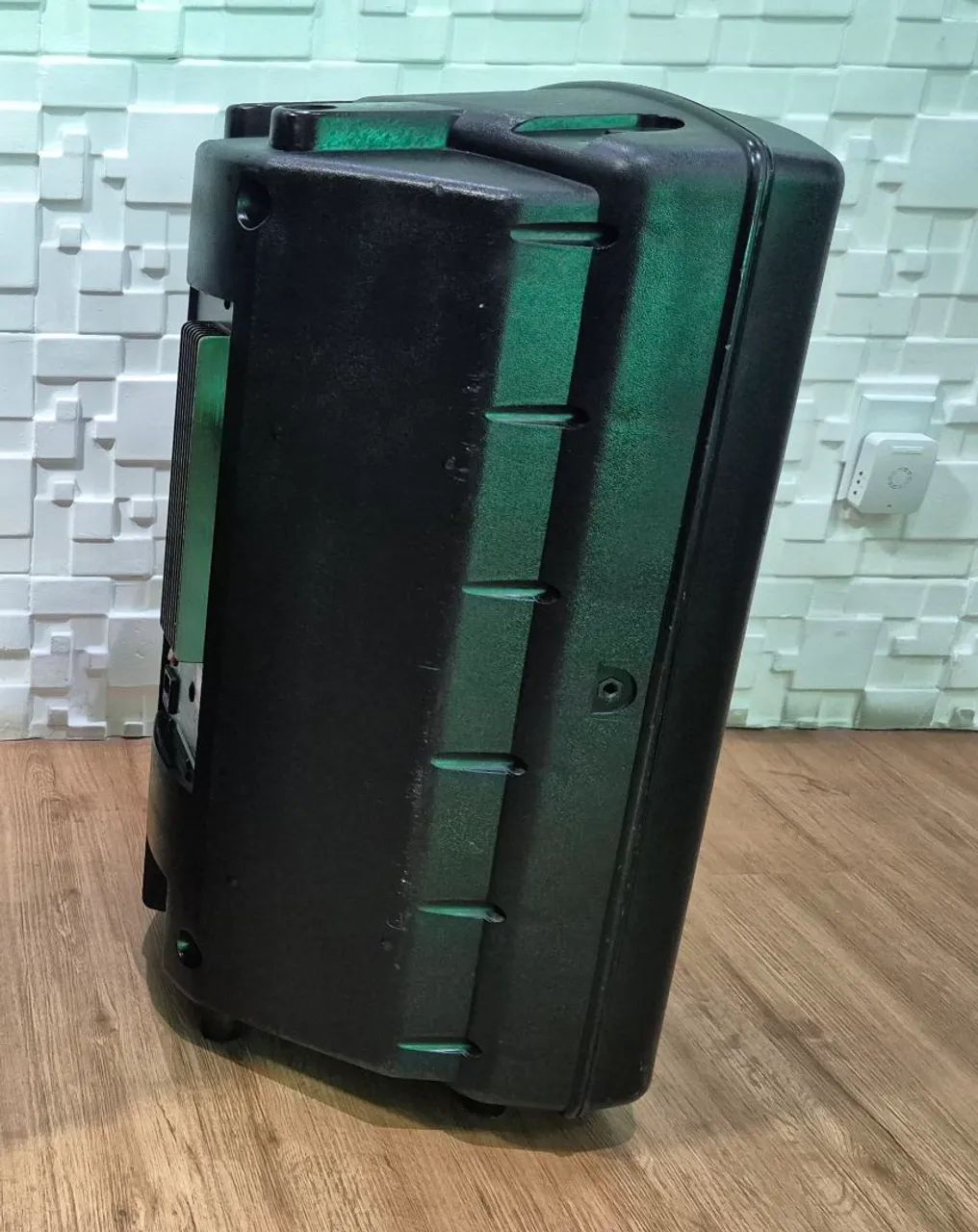 Vendo caixa JBL 15 modelo JS151A - Foto 5