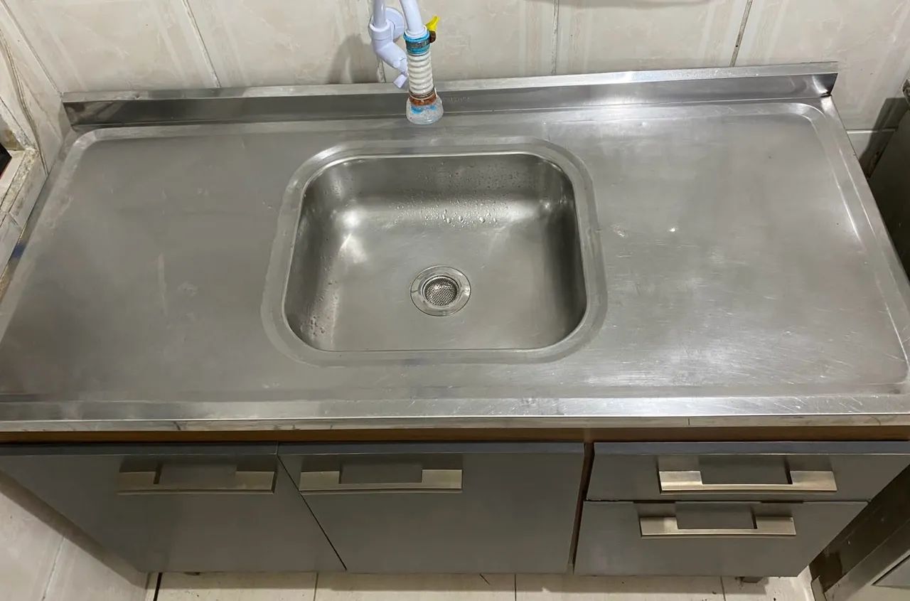 Balcão de pia com cuba 