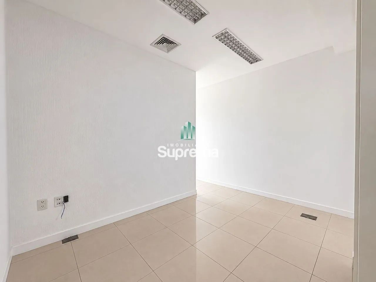 SALA COMERCIAL ALTO PADRAO, CENTRO, 69M² - Foto 4