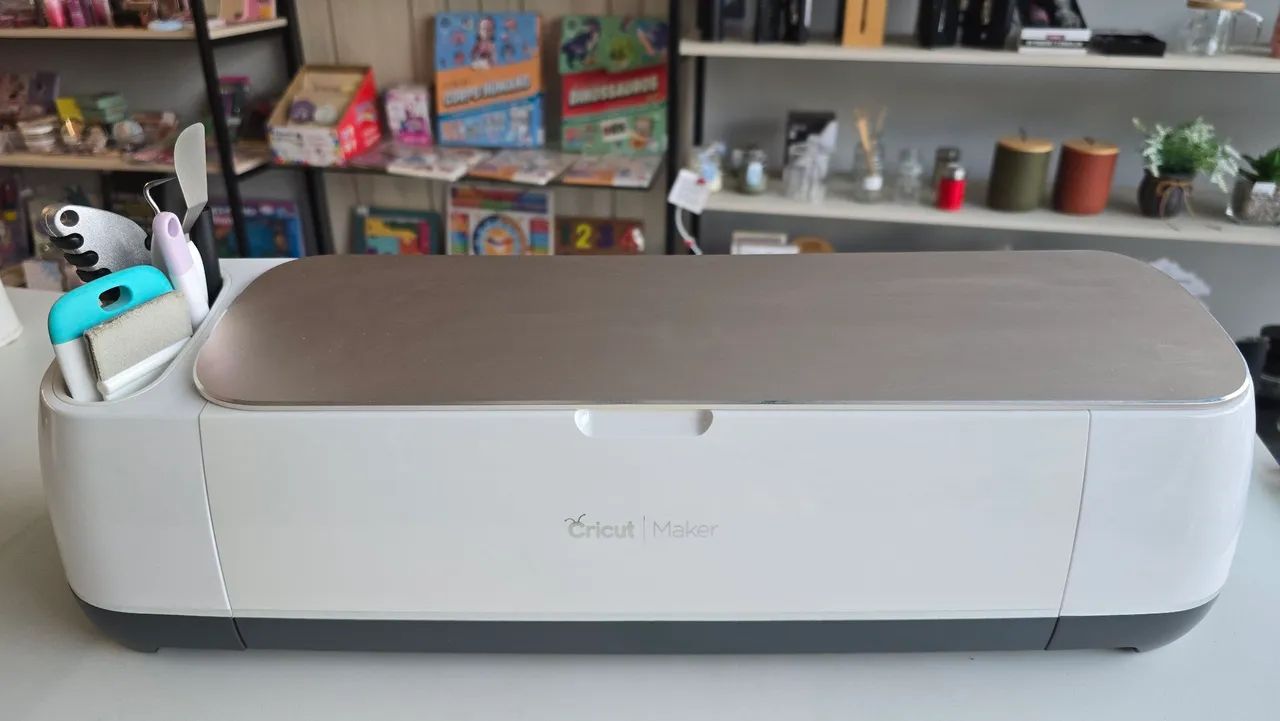 Cricut maker com acessórios 