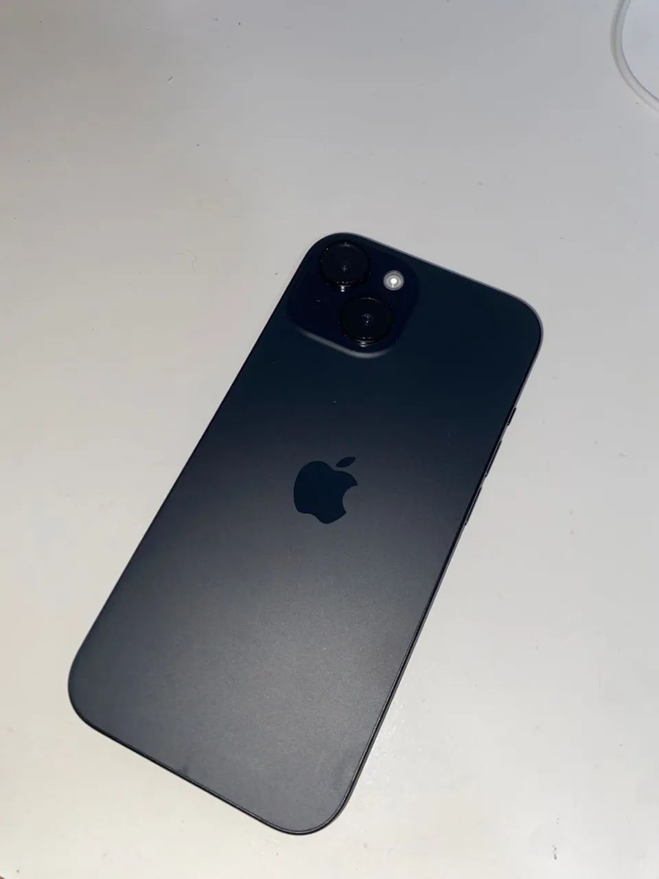 Vende se iPhone 15 semi novo