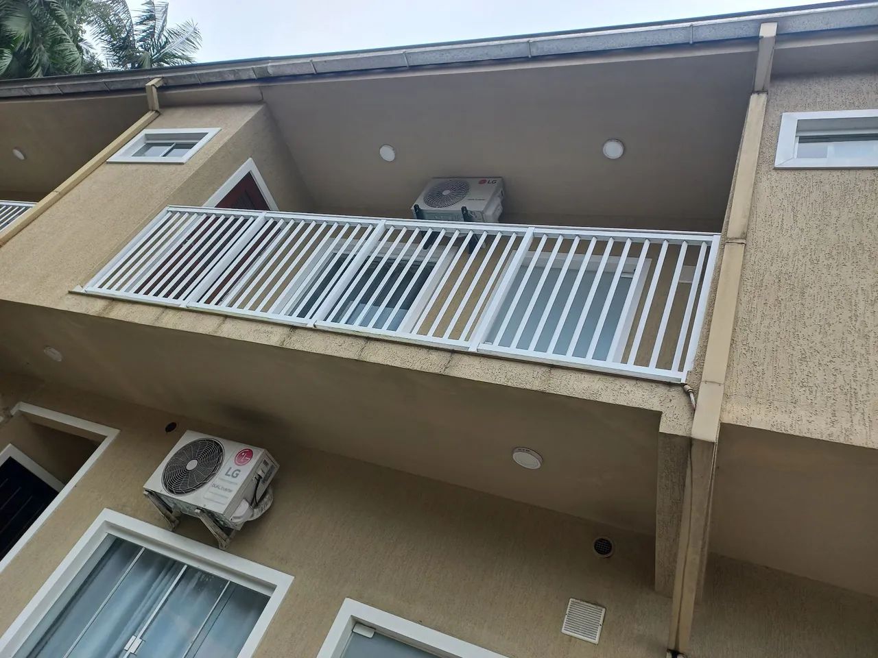 Alugo Apartamento em Pirabeiraba 