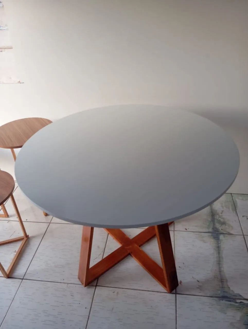 Mesas com pés entranssado  - Foto 5