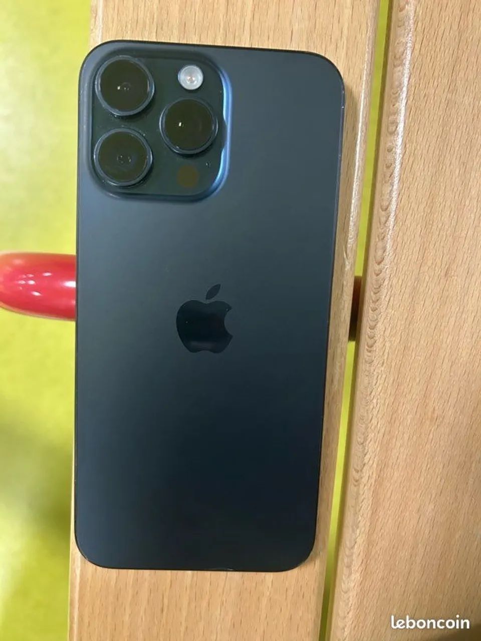 iPhone 15 Pro Max - 256GB - Excelente estado - Foto 3