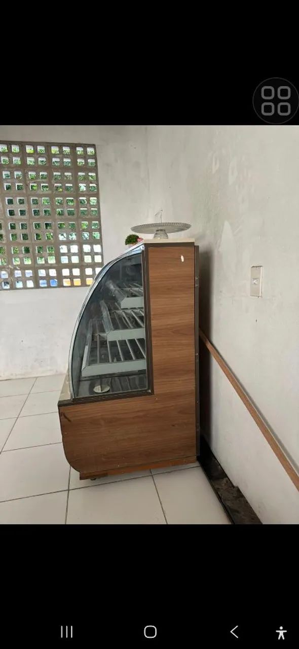 Vitrine Expositora de Vidro Curvo para Bolos, Doces e Salgados - Foto 3