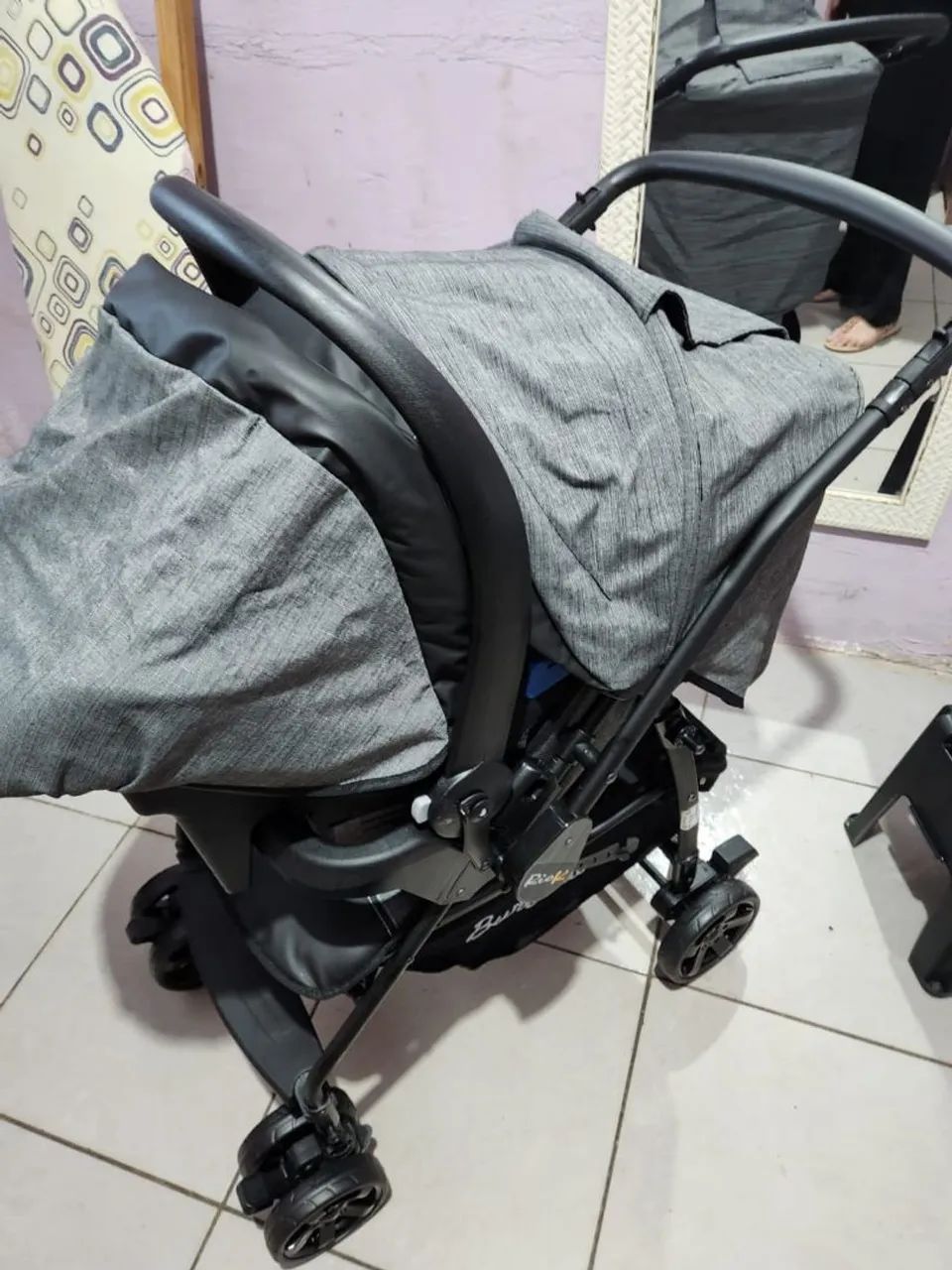 Carrinho de bebê + bebê conforto - Foto 2