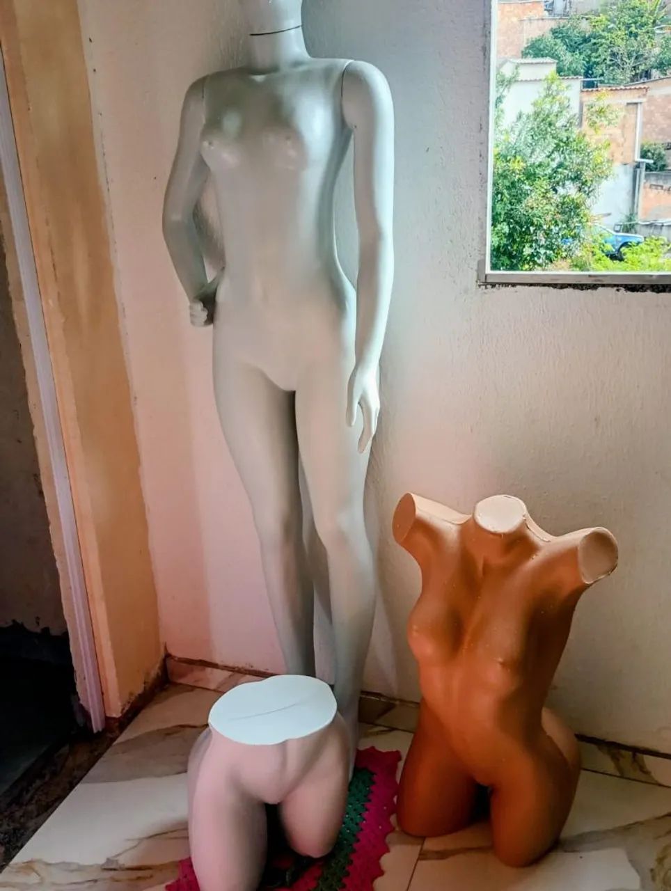  Três Manequins