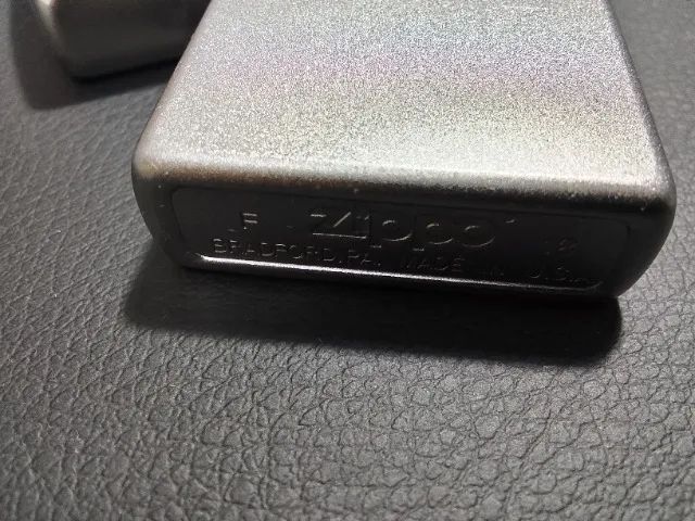 Isqueiro Zippo Original na Caixa - Excelente Estado - Foto 3