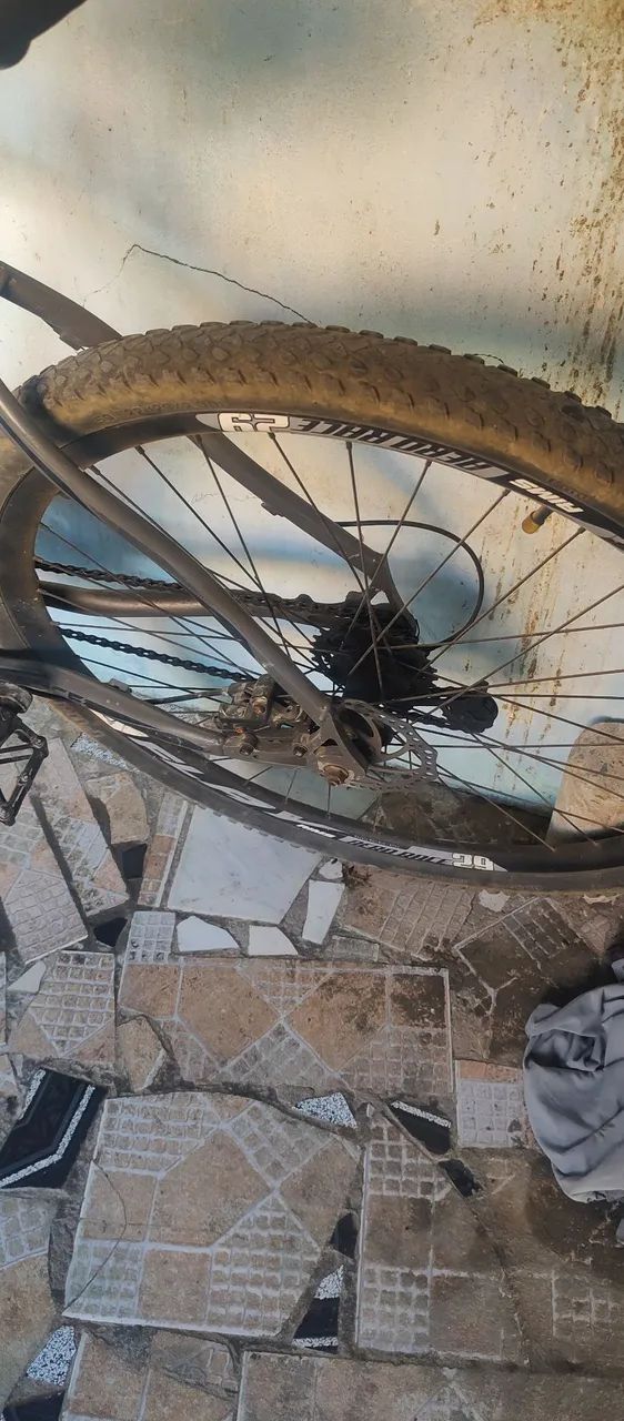 Bicicleta aro 29 - Foto 4