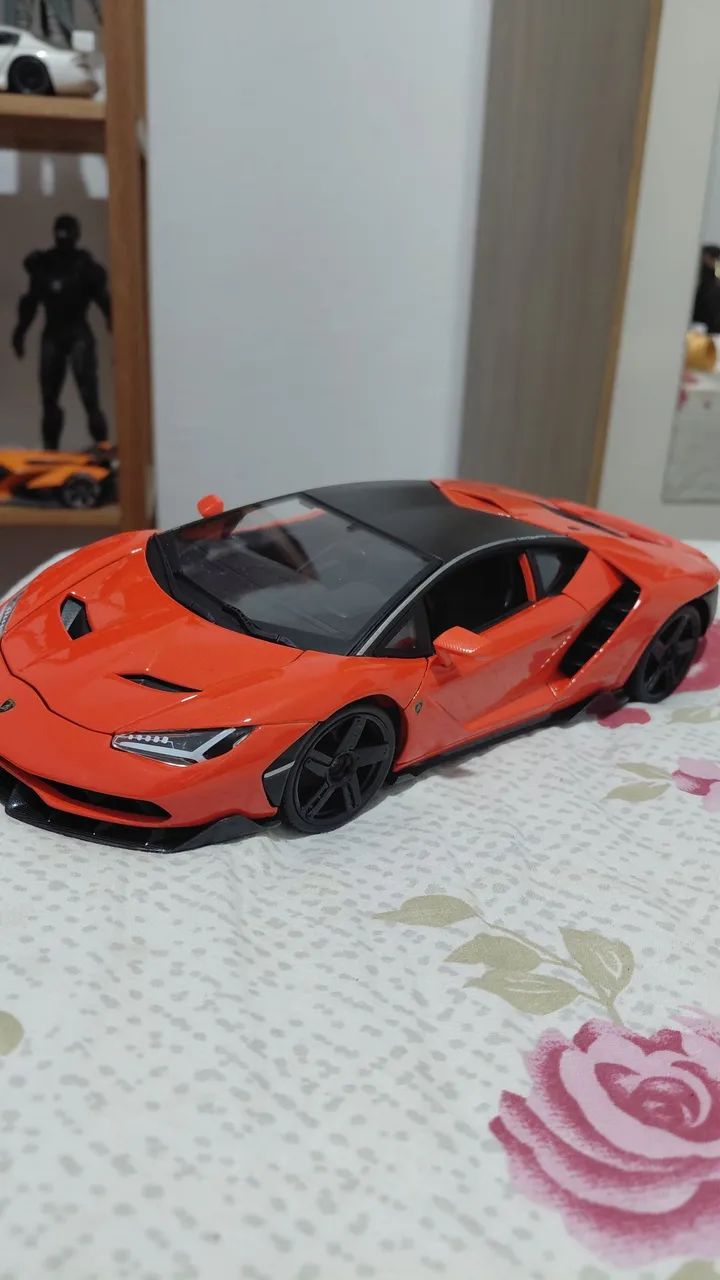Lote 3 Miniaturas Lamborghini 1:18  - Foto 3