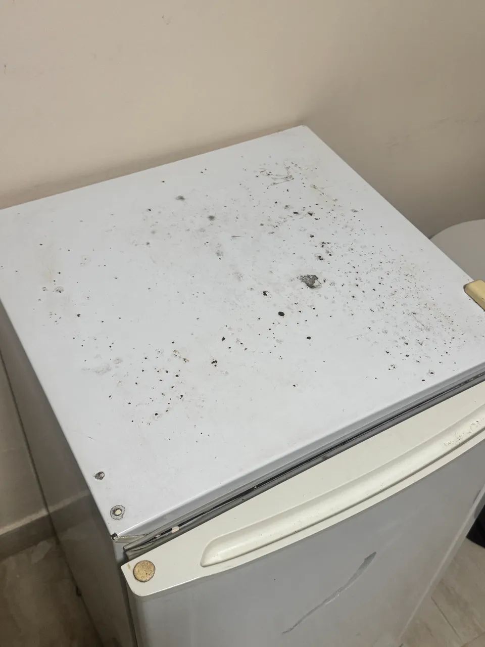 Frigobar 122L Electrolux - Foto 5